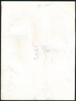 Keravill kirakat rádiókkal, televízióval, fotó, felületén törésnyom, 24×18 cm