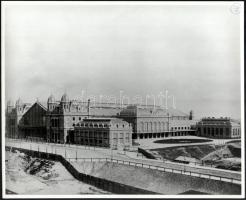 A Nyugati pályaudvar külső és belső terei az építés időszakában, 4 db utólagos nagyítás, 24×30 cm