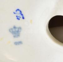 Lippelsdorf porcelán kislány kacsával figura, jelzéssel, hibátlan, m: 11,5 cm