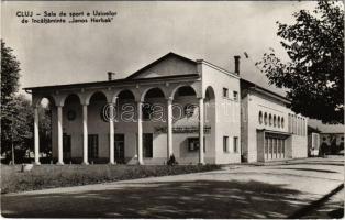 1962 Kolozsvár, Cluj; Sala de sport a Uzinelor de incaltaminte "Janos Herbak" / Herbak János cipőgyár sportcsarnoka / sport hall of the shoe factory