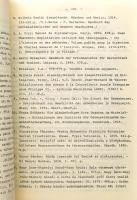 A magyar hivatali írásbeliség fejlődése 1181-1981. I. köt. Szerk.: Kállay István. Magyar Herold. For...