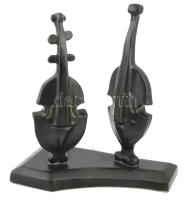 R. Törley Mária (1950-): Hegedű pár, fajansz, jelzett, javított, 15x26x30 cm