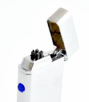 USB töltős öngyújtó, dobozában, hibátlan, jelzéssel, h: 7,5 cm