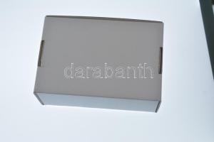 43db-os vegyes magyar és külföldi jelvény, emlékérem, díjérem tétel, közte főleg magyar szocialista ...