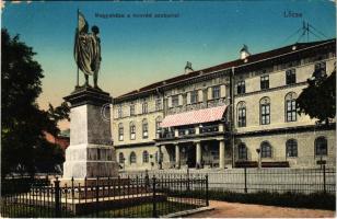 1915 Lőcse, Levoca; megyeház és honvéd szobor. Braun Fülöp kiadása / county hall, military heroes monument (EK)