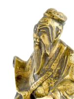Kínai bölcs réz szobor, csont kézzel, egyik letört, törött fán. 12 cm