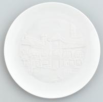 Herendi Porcelángyár litofán emléktányér, fehér mázas/biszkvit, jelzett, hibátlan,d: 15 cm