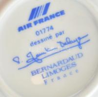 Air France légitársaság egyszemélyes kávékínáló szett, műanyag tálca egy porcelán pohárral, jelzésse...