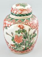 Régi kínai porcelán fűszertartó edény, jelzés nélkül, kis kopással, fedelén hajszálrepedéssel, m: 14,5 cm