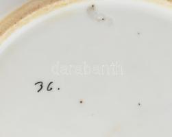 Antik porcelán pörköltes tál, kopásokkal, számozott, d: 24 cm