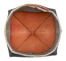 Antik papi föveg XX. sz. eleje. belül kissé sérült