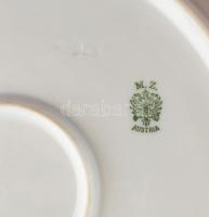 cca 1910-1930 MZ Austria fehér porcelán kínálótál, kis kopottsággal, jelzéssel, d: 30 cm