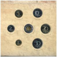 2005. 1Ft-100Ft (7xklf) forgalmi sor szettben + 2005. 10Ft "József Attila", a belső tok ra...