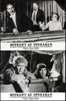 cca 1975 előtt készült a ,,Botrány az Operában" című amerikai film jelenetei és szereplői (a Marx fivérek főszereplésével), 9 db vintage produkciós filmfotó ezüst zselatinos fotópapíron, a használatból eredő (esetleges) kisebb hibákkal, 18x24 cm