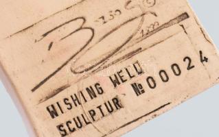 Szignózott jókívánság szobor (Wishing Well Sculptur), jelzéssel, keménycserép(?), hibátlan, m: 9,5 c...