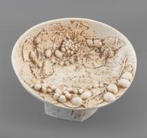 Világhy Árpád: Gyümölcskínáló, biszkvit porcelán, jelzéssel, hibátlan, m: 16,5 cm, sz: 26,5 cm