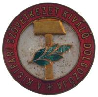 ~1960-1970. "A Kisipari Szövetkezet Kiváló Dolgozója" zománcozott fém kitüntető jelvény (31mm) T:XF