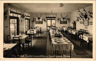 Pécs, Mecsek, Turista és menedékház a Dömör-kapunál, étterem, belső. Zsabokorszky mérnök