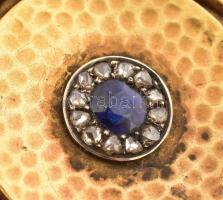 14K arany (Au) bross gyémántokkal és zafírral. Jelzett. Br 6,49 g d: 26 mm