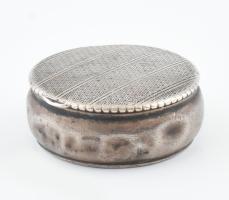Antik alpakka gyógyszeres dobozka, kopásokkal, horpadással, jelzés nélkül, d: 4 cm