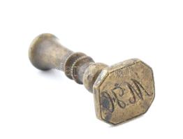 Monogramos réz pecsétnyomó, m: 4 cm