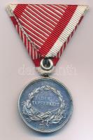 1914. "Ferenc József II. osztályú Ezüst Vitézségi Érem" eltérő portréval, jelzetlen Ag kit...