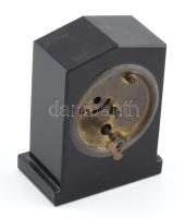 Régi asztali óra öntött fekete üveg (?) testtel, kopásokkal, nem működik, m: 11 cm