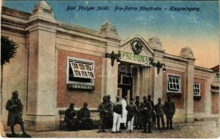 1920 Pöstyén, Piestany; Pro Patria katonai szanatórium főbejárata, sérült katonák. Kohn Bernát kiadása / military sanatorium, main entry, injured K.u.K. soldiers (EB)