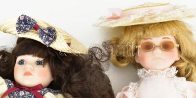 2 darab porcelán baba, jelzéssel, szép állapotban, m: 40 cm