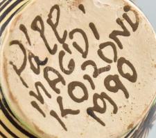 Páll Magdi korondi bokály, jelzéssel, kis kopással, m: 20 cm