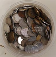 1kg vegyes fémpénz, egész világ
