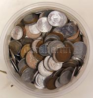 1kg vegyes fémpénz, egész világ