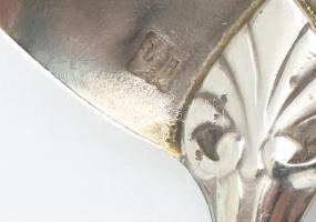 Ezüst (Ag) Art deco cukorszóró kanál, jelzéssel, h: 16,5 cm, nettó: 34 g