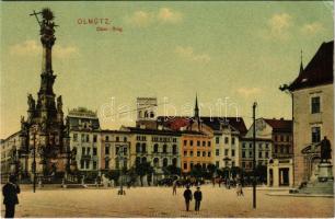 Olomouc, Olmütz; Ober-ring / street view, statue, shops