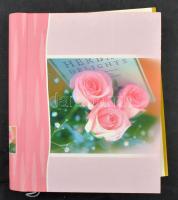 Kb 100 modern képeslap: 3-dimenziós lapok, mese, üdvözlők modern fotóalbumban