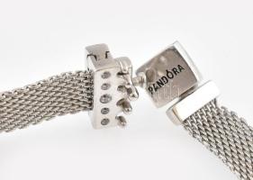 Ezüst(Ag) karkötő Pandora jelzéssel, 5 db charmmal, h: 19 cm, bruttó: 20,26 g