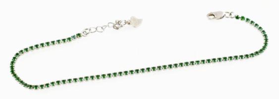 Ezüst(Ag) zöld kövekkel gazdagon kirakott karkötő, jelzett, h: 19 cm, bruttó: 2,9 g