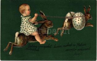 1905 Boldog húsvéti ünnepeket! Dombornyomott üdvözlet, nyuszin lovagló kisbaba / Easter greeting, baby riding on a rabbit. embossed litho