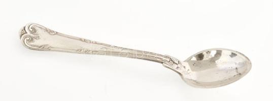 Ezüst(Ag) fűszeres kanál, jelzett, h: 7,5 cm, nettó: 5,3 g