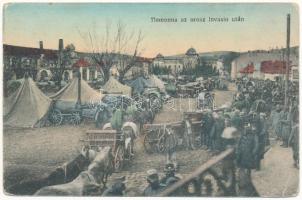 Homonna, Homenau, Humenné; Fő tér az orosz invázió után, felállított katonai tábor. Ambrosi M. felvétele, Waller Mór kiadása / main square after the Russian invasion, military camp tents (EK)