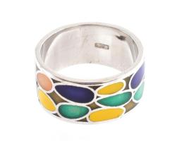 Ezüst(Ag) gyűrű zománcozott díszítéssel, jelzett, méret: 56, bruttó: 6,6 g