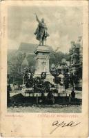 1900 Miskolc, Kossuth szobor koszorúkkal. Gedeon A. kiadása (Rb)