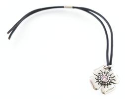 Ezüst(Ag) virágos medál Pandora jelzéssel, 2×2 cm, bruttó: 4 g