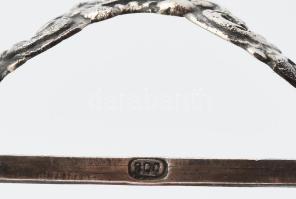 Ezüst(Ag) só és borstartó, sérült üveg betéttel, jelzett, 8×8,5 cm, nettó: 25,8 g