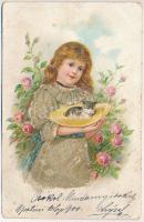 1900 Kislány cicával. Dekorált litho / Little girl with cat. Decorated litho (EB)