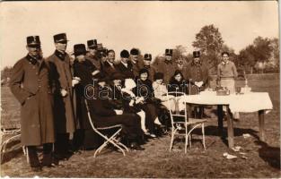 Helyőrség tisztikar "Hubertus" vadászlovaglása 1935. október 3-án. photo (szakadások / tears)