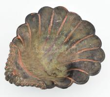 Kagyló formájú régi réz tál. Piszkos. 17x15 cm