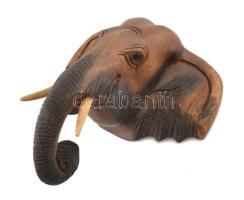 Faragott elefánt fej, fa fali dísz, 17x20 cm