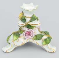 Sevres porcleán gyertyatartó. Kézzel festett, jelzett, sérülésekkel m: 10 cm Benne gipsz van