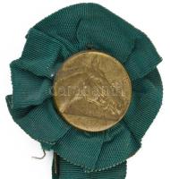 Régi lóversenydíj réz plakettel d: 4 cm